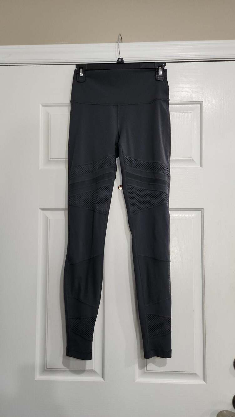 Lululemon High Times Pant Mesh Leggings Size 6